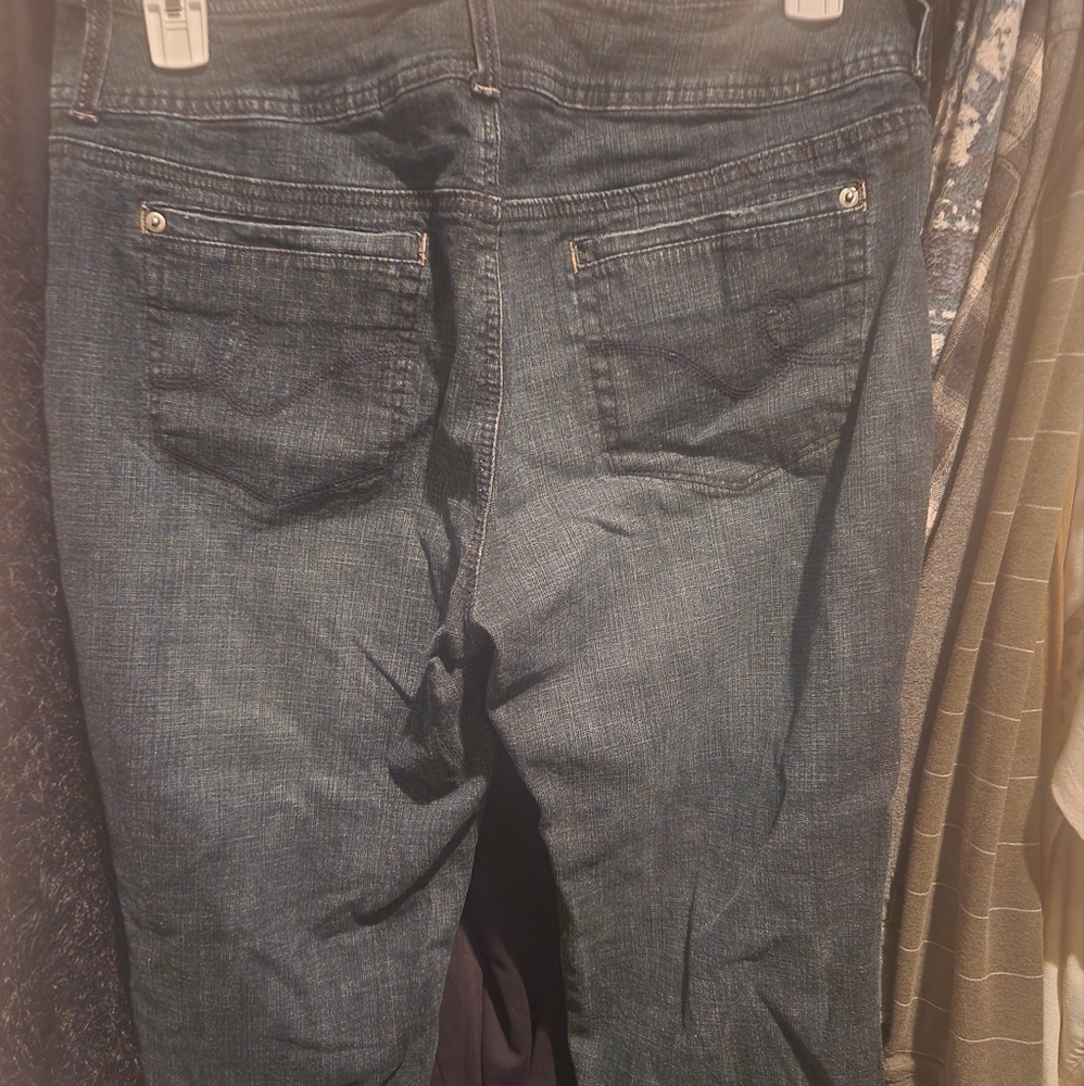 Apt 9 womens jeans